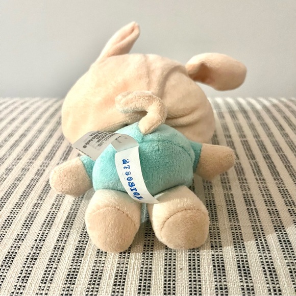 🎉RARE🎉 - Sanrio limited edition Hello Kitty dressed as Pippo the Pig 🐽 - Picture 12 of 12